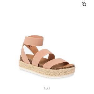 Time and Tru sandals never opened